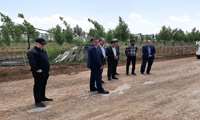مشاور وزیر و مجری طرح سامانه های نوین آبیاری از پروژه های آبیاری تحت فشار استان کرمانشاه بازدید نمود