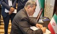 حضورضیازاده سلمان رضایی معاون نخست وزیر جمهوری تاجیکستان در میز تسلیت و نوشتن یادبود برای رییس جمهور شهید
