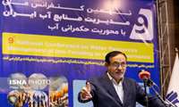 معاون وزارت جهاد کشاورزی در کنفرانس ملی «مدیریت منابع آب ایران با محوریت حکمرانی آب» تاکید کرد: ضرورت اجرای الگوی کشت هوشمند و توزیع عادلانه منابع آب در مدیریت منابع آبی