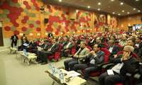 نشست غلامرضا نوری با فعالان کشاورزی کبودرآهنگ در جریان سفر به همدان
